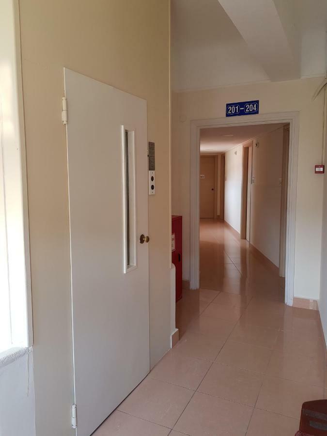 Hotel Miramare Pylos Buitenkant foto