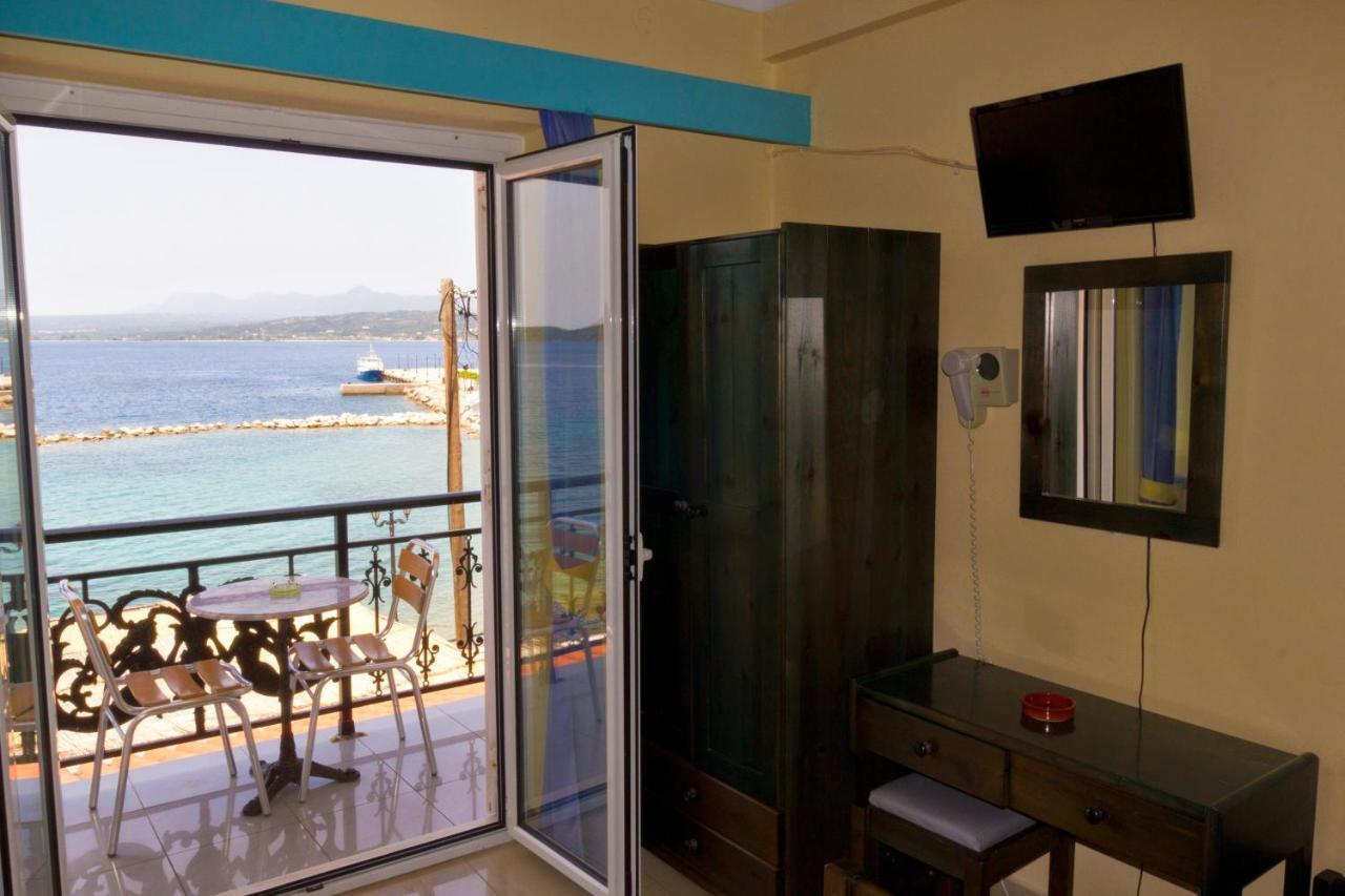 Hotel Miramare Pylos Buitenkant foto