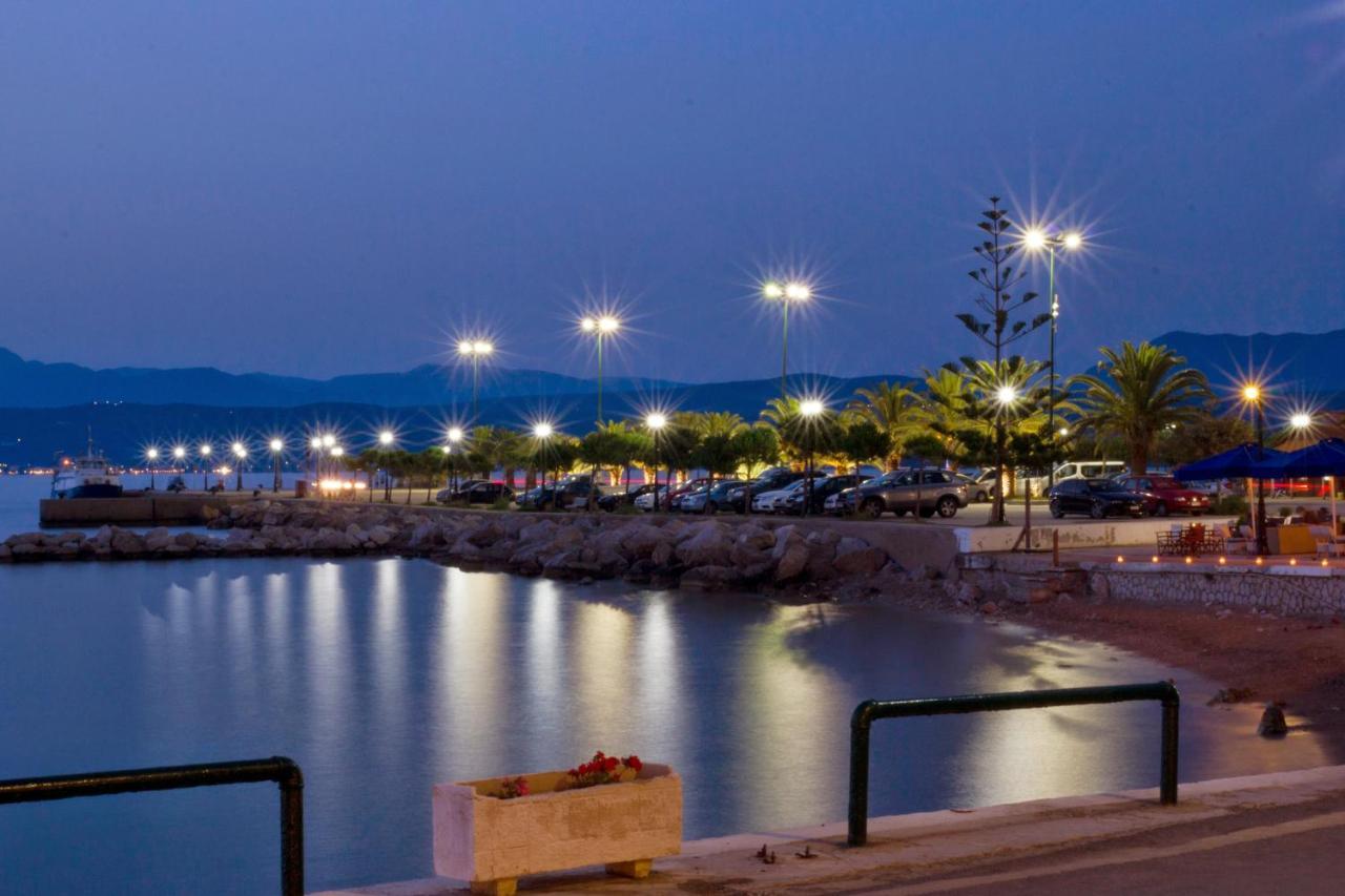 Hotel Miramare Pylos Buitenkant foto