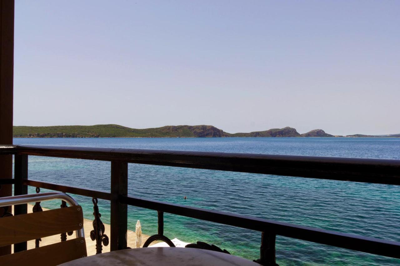Hotel Miramare Pylos Buitenkant foto
